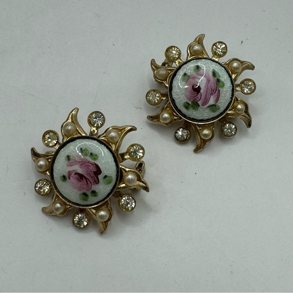 Vintage hand painted guilloche enamel rose flower dainty scatter pins - Picture 4 of 6